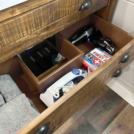 Blissful Nook Tiny Home ~ Cozy Retreat W/ Hot Tub; Near Town And Deep Creek 브라이슨시티 외부 사진