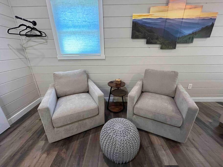 Blissful Nook Tiny Home ~ Cozy Retreat W/ Hot Tub; Near Town And Deep Creek 브라이슨시티 외부 사진